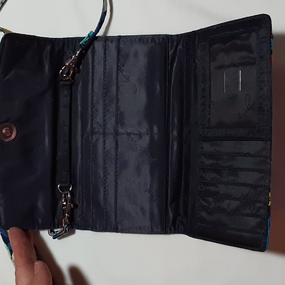 Vera Bradley Midnight Blue Trifold Crossbody Wallet, Retired Pattern - Picture 3 of 10